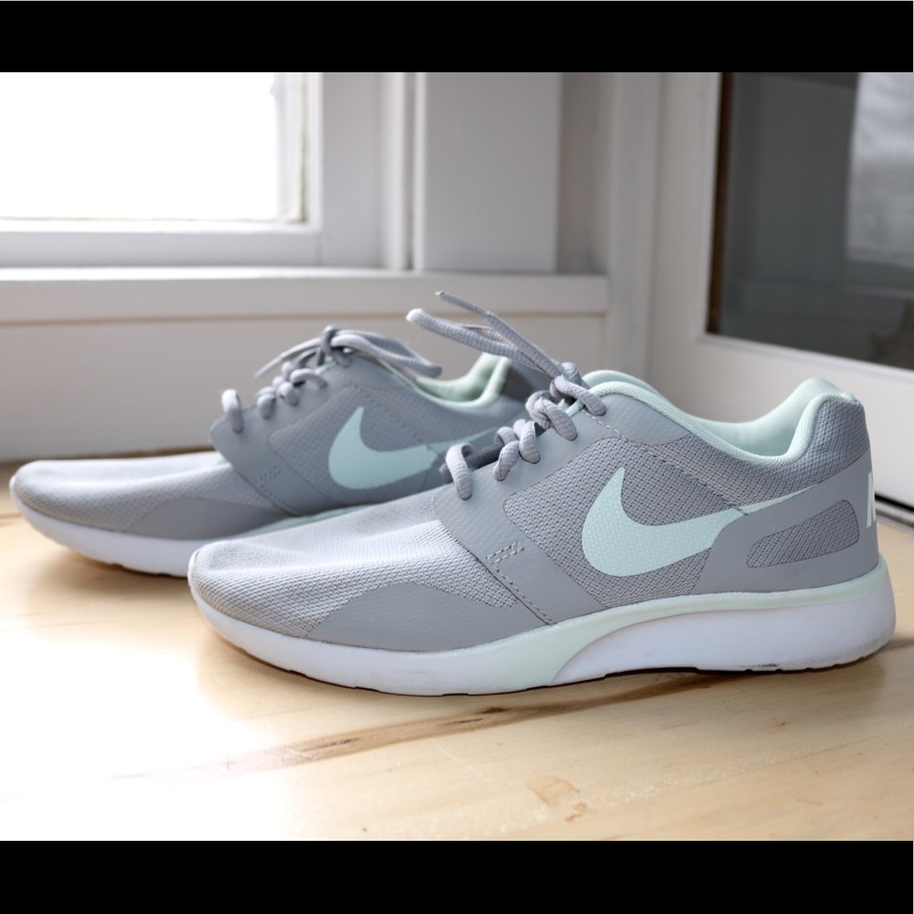 NIKE kaishi tennis shoes